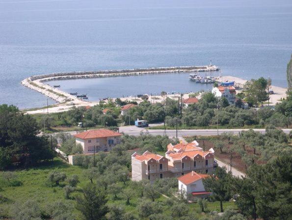 אפרטהוטל Skala Rachoni  Amarilia מראה חיצוני תמונה